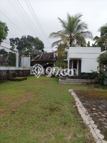 Rumah Mewah Siap Huni LT 2401m2 di Pakem, Sleman Rumah Mewah Siap Huni LT 2401m2 di Pakem, Sleman