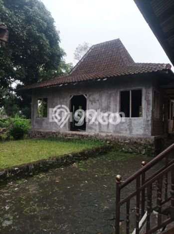 Rumah Mewah Siap Huni LT 2401m2 di Pakem, Sleman Rumah Mewah Siap Huni LT 2401m2 di Pakem, Sleman