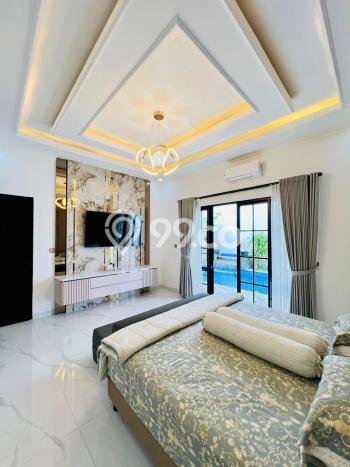 Ready to Use! Premium House LT 650m2 Desain Elegan di Pondok Indah Ready to Use! Premium House LT 650m2 Desain Elegan di Pondok Indah
