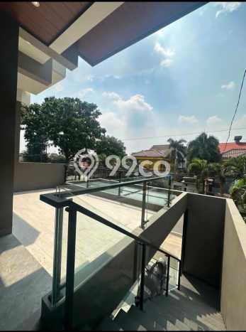 Siap Huni Rumah Mewah 5 Kamar di Jagakarsa Dekat ke Mana Pun Siap Huni Rumah Mewah 5 Kamar di Jagakarsa Dekat ke Mana Pun