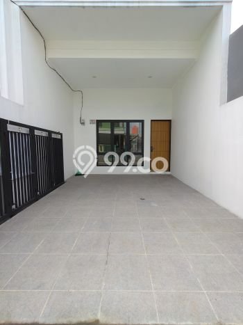 Rumah Luas Asri 3 KT Siap Pakai di Lubang Buaya Jakarta Timur Rumah Luas Asri 3 KT Siap Pakai di Lubang Buaya Jakarta Timur