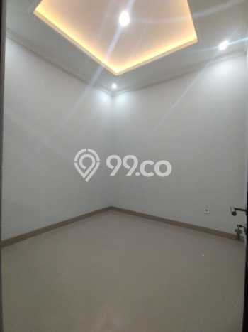 Hunian Cantik Modern Lb 100m2 di Jagakarsa, Jakarta Selatan Hunian Cantik Modern Lb 100m2 di Jagakarsa, Jakarta Selatan