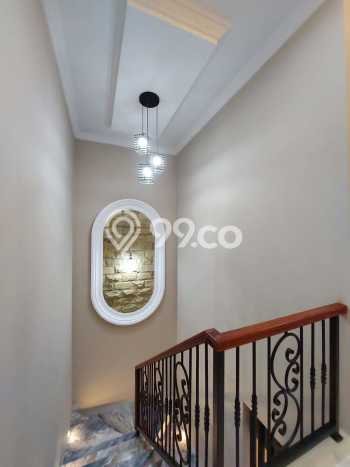 Jual Rumah Minimalis Bagus Punya 4 KT di Jagakarsa Jakarta Selatan SHM Jual Rumah Minimalis Bagus Punya 4 KT di Jagakarsa Jakarta Selatan SHM