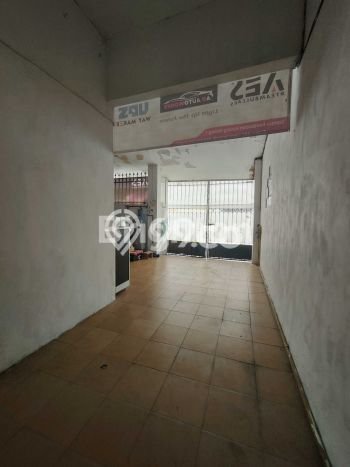 Rumah Eksklusif Siap Huni LT 255m2 di Rungkut, Surabaya Rumah Eksklusif Siap Huni LT 255m2 di Rungkut, Surabaya
