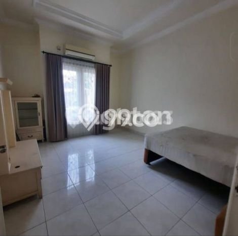 Dijual Rumah Mewah Exclusive di Tenggilis Mejoyo, Surabaya Dijual Rumah Mewah Exclusive di Tenggilis Mejoyo, Surabaya