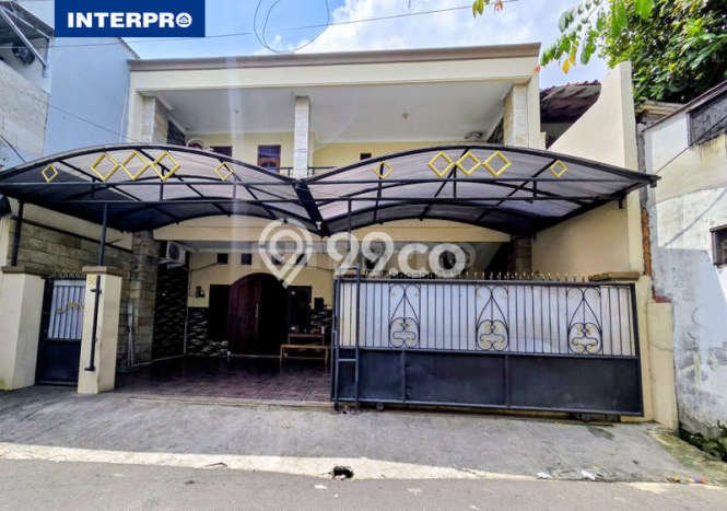 Jual Rumah Mewah Megah Dengan View Eksklusif di Slipi, Jakarta Barat Jual Rumah Mewah Megah Dengan View Eksklusif di Slipi, Jakarta Barat