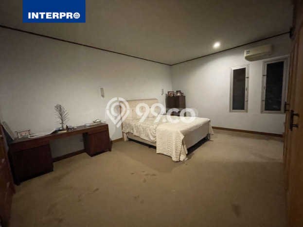 Hunian Mewah LB 287m2 Siap Pakai Desain Elegan di Puri Indah, Jakarta Barat Hunian Mewah LB 287m2 Siap Pakai Desain Elegan di Puri Indah, Jakarta Barat