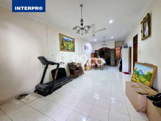 Jual Rumah Mewah Megah Dengan View Eksklusif di Slipi, Jakarta Barat Jual Rumah Mewah Megah Dengan View Eksklusif di Slipi, Jakarta Barat