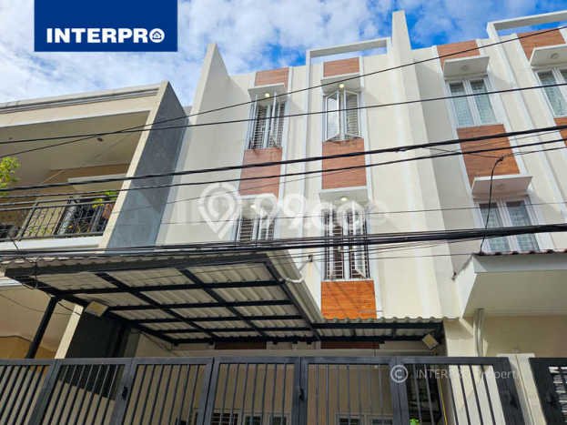 Rumah Minimalis 4 KT di Taman Ratu Jakarta Barat Semi Furnished Rumah Minimalis 4 KT di Taman Ratu Jakarta Barat Semi Furnished