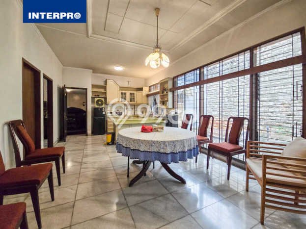 Dijual Rumah Luas Megah Dengan View Eksklusif di Puri Indah, Jakarta Barat Dijual Rumah Luas Megah Dengan View Eksklusif di Puri Indah, Jakarta Barat