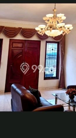 Dijual Hunian Mewah dengan Fasilitas Sekitar Komplit di Dukuh Pakis, Surabaya Dijual Hunian Mewah dengan Fasilitas Sekitar Komplit di Dukuh Pakis, Surabaya