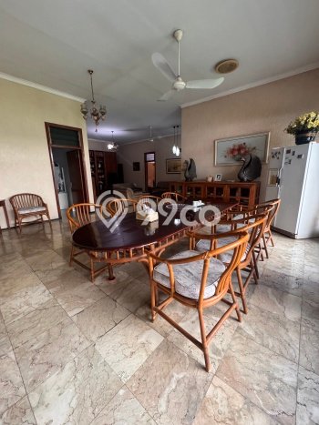 Rumah Elit LB 450m2 Siap Pakai Desain Elegan di Renon, Denpasar Rumah Elit LB 450m2 Siap Pakai Desain Elegan di Renon, Denpasar