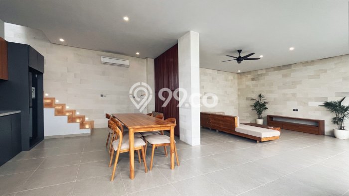 Tempat Ideal! Vila Kawasan Munggu, Luas 200m², Kondisi Terbaik Tempat Ideal! Vila Kawasan Munggu, Luas 200m², Kondisi Terbaik