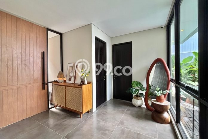 Disewakan Rumah Nyaman di Jimbaran LT 298m2 / LB 265m2 Siap Huni Disewakan Rumah Nyaman di Jimbaran LT 298m2 / LB 265m2 Siap Huni
