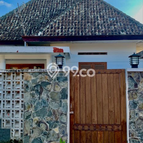 HARGA TERBAIK! Vila Kawasan , Dimensi 925m2m², Lokasi Elite dengan privasi terjamin HARGA TERBAIK! Vila Kawasan , Dimensi 925m2m², Lokasi Elite dengan privasi terjamin