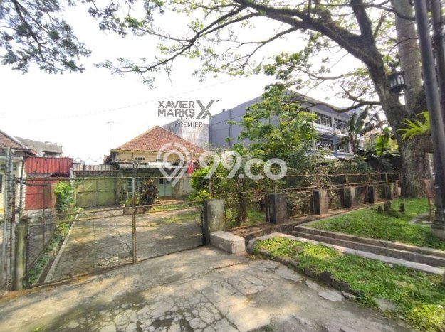For Sale Rumah Mewah Exclusive di Klojen, Malang For Sale Rumah Mewah Exclusive di Klojen, Malang