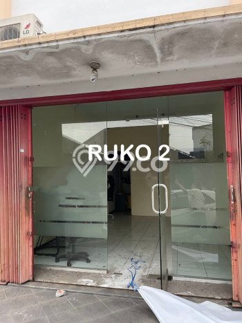LOKASI PREMIUM! Ruko di Lowokwaru, Luas 150m2m², Mainroad, Area Bisnis LOKASI PREMIUM! Ruko di Lowokwaru, Luas 150m2m², Mainroad, Area Bisnis