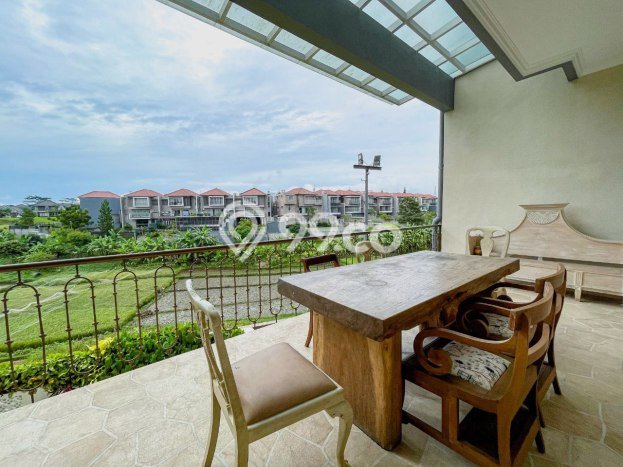 Rumah Luxury Modern Tanpa Renovasi di Kota Baru Parahyangan Bandung Rumah Luxury Modern Tanpa Renovasi di Kota Baru Parahyangan Bandung