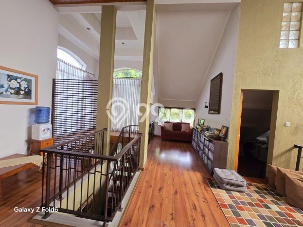 For Sale! Luxury House LT 330m2 Desain Elegan di Setiabudi For Sale! Luxury House LT 330m2 Desain Elegan di Setiabudi
