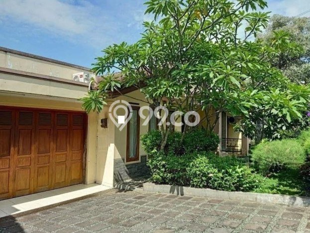For Sale! Premium House LT 521m2 Desain Modern di Cigadung For Sale! Premium House LT 521m2 Desain Modern di Cigadung