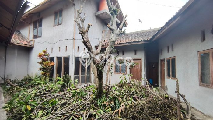 Rumah Mewah LB 276m2 Siap Huni Desain Elegan di ciumbuleuit, Bandung Rumah Mewah LB 276m2 Siap Huni Desain Elegan di ciumbuleuit, Bandung