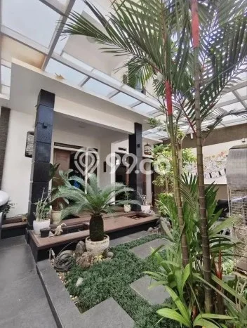 Rumah Elit LB 320m2 Siap Pakai Desain Elegan di Turangga, Bandung Rumah Elit LB 320m2 Siap Pakai Desain Elegan di Turangga, Bandung
