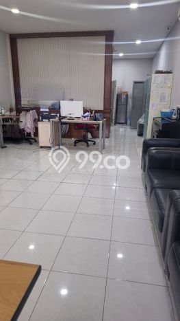 Rumah Elit Modern Tanpa Renovasi di Mekar Wangi Bandung Rumah Elit Modern Tanpa Renovasi di Mekar Wangi Bandung