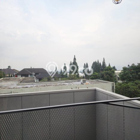 Ready to Use! Luxury House LT 200m2 Desain Elegan di Setiabudi Ready to Use! Luxury House LT 200m2 Desain Elegan di Setiabudi