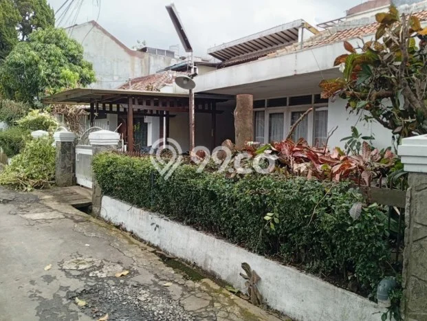 Rumah Luxury Modern Tanpa Renovasi di Cipaganti Bandung Rumah Luxury Modern Tanpa Renovasi di Cipaganti Bandung