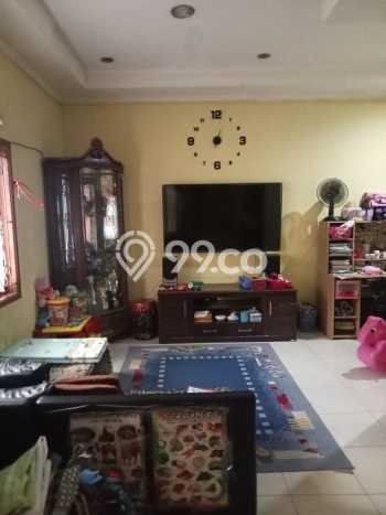 For Sale Hunian Rumah Terawat 5 KT di Cikutra, Bandung For Sale Hunian Rumah Terawat 5 KT di Cikutra, Bandung