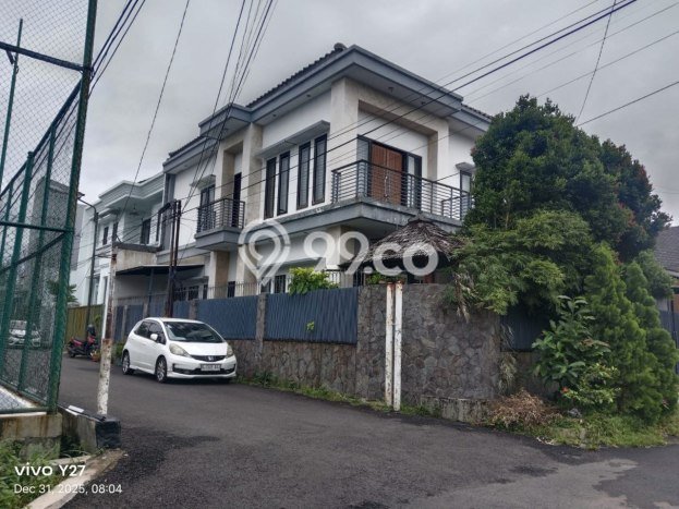 For Sale! Luxury House LT 200m2 Desain Elegan di BKR For Sale! Luxury House LT 200m2 Desain Elegan di BKR