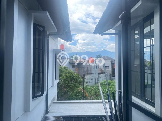 Rumah Modern Minimalis 3 KT Bisa Langsung Pindah di Arcamanik Rumah Modern Minimalis 3 KT Bisa Langsung Pindah di Arcamanik