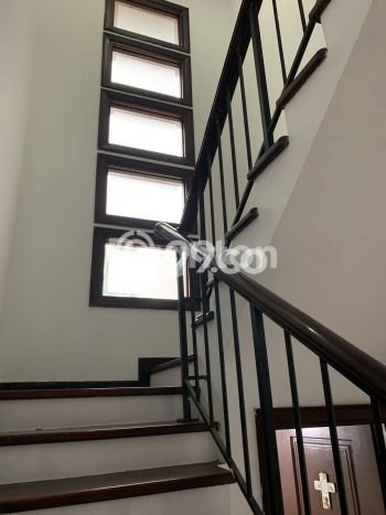 Disewakan Rumah Harga Terjangkau di Duri Kepa Jakarta Barat dengan 3 Kamar Tidur Disewakan Rumah Harga Terjangkau di Duri Kepa Jakarta Barat dengan 3 Kamar Tidur