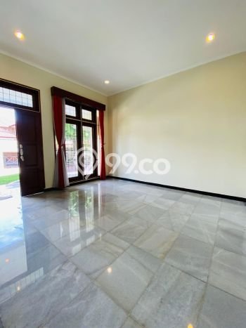 Jarang Ada! Rumah Sewa 5 Kamar Bagus Siap Huni Pejaten Jarang Ada! Rumah Sewa 5 Kamar Bagus Siap Huni Pejaten