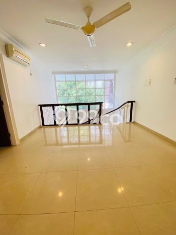 Disewakan segera rumah minimalis strategis 4 Kamar di Cilandak, Jakarta Selatan Disewakan segera rumah minimalis strategis 4 Kamar di Cilandak, Jakarta Selatan