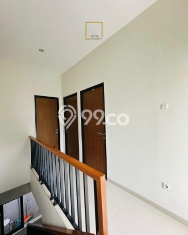 Disewakan! Rumah 2 Kamar Tidur &
2 Kamar Mandi di Kebagusan, Jakarta Selatan Disewakan! Rumah 2 Kamar Tidur &
2 Kamar Mandi di Kebagusan, Jakarta Selatan