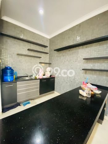 Rumah sewa siap pakai 4 KT di Kebagusan, Jakarta Selatan Rumah sewa siap pakai 4 KT di Kebagusan, Jakarta Selatan
