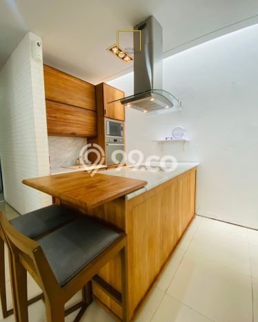 Rumah Elit Modern Tanpa Renovasi di Kemang Jakarta Selatan Rumah Elit Modern Tanpa Renovasi di Kemang Jakarta Selatan