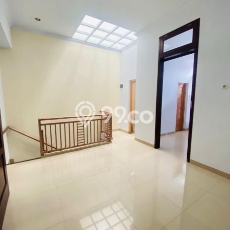 Dijual Rumah Strategis Bagus Punya 3 KT di Pasar Minggu Jakarta Selatan SHM Dijual Rumah Strategis Bagus Punya 3 KT di Pasar Minggu Jakarta Selatan SHM