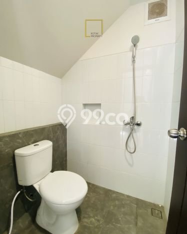 Rumah Minimalis 4 Kamar LT 100m2 di Pejaten Rumah Minimalis 4 Kamar LT 100m2 di Pejaten
