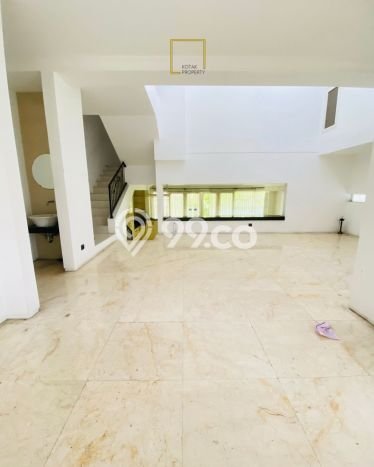 Rumah sewa siap huni 3 Kamar Tidur di Kemang, Jakarta Selatan Rumah sewa siap huni 3 Kamar Tidur di Kemang, Jakarta Selatan
