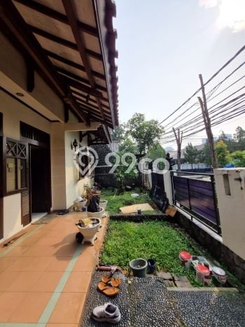 Disewakan! Rumah 5 Kamar Tidur &
3 Kamar Mandi di Pejaten, Jakarta Selatan Disewakan! Rumah 5 Kamar Tidur &
3 Kamar Mandi di Pejaten, Jakarta Selatan
