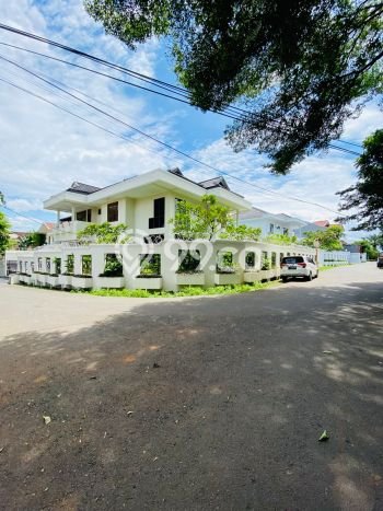 Jarang Ada! Rumah Sewa 5 Kamar Bagus Siap Huni Pejaten Jarang Ada! Rumah Sewa 5 Kamar Bagus Siap Huni Pejaten