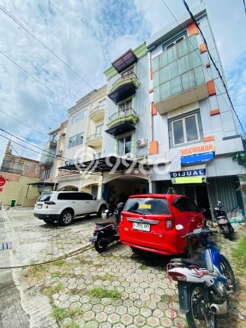 Disewakan Ruko di Pusat Kota Jakarta Selatan Ramai Strategis Disewakan Ruko di Pusat Kota Jakarta Selatan Ramai Strategis