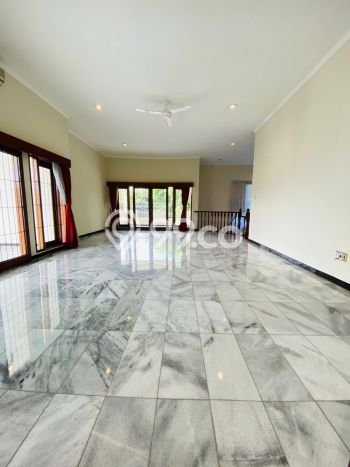 Jarang Ada! Rumah Sewa 5 Kamar Bagus Siap Huni Pejaten Jarang Ada! Rumah Sewa 5 Kamar Bagus Siap Huni Pejaten