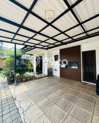 Rumah Elit Modern Tanpa Renovasi di Pondok Labu Jakarta Selatan Rumah Elit Modern Tanpa Renovasi di Pondok Labu Jakarta Selatan