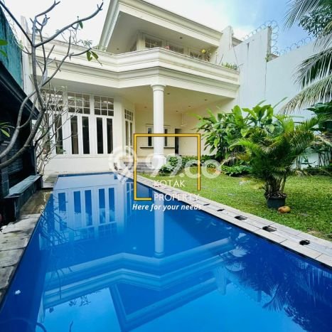 Rumah Bagus Disewakan di Kemang, Jakarta Selatan LT 600m2, LB 800m2 Rumah Bagus Disewakan di Kemang, Jakarta Selatan LT 600m2, LB 800m2