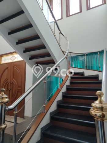 Dijual Hunian Mewah dengan Fasilitas Sekitar Lengkap di Batununggal, Bandung Dijual Hunian Mewah dengan Fasilitas Sekitar Lengkap di Batununggal, Bandung