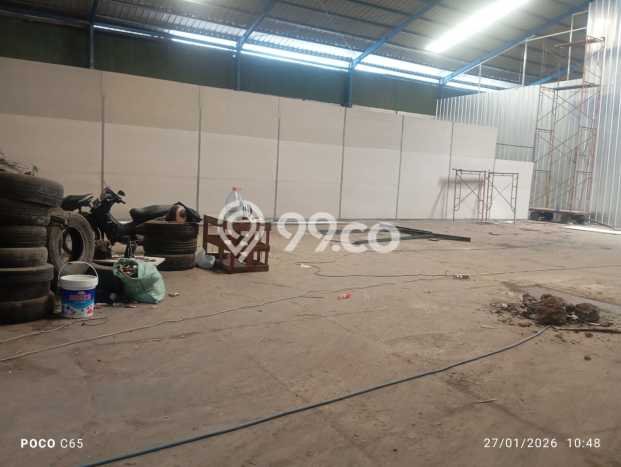 Gudang untuk Disewa di Pusat Bandung Luas Bangunan 300m2 Gudang untuk Disewa di Pusat Bandung Luas Bangunan 300m2