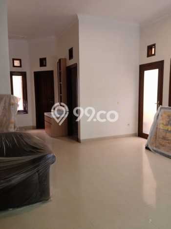 HARGA SPESIAL! Rumah Modern di Batununggal, Bandung, Luas 162m2m² LB 290m2m² Bisa Nego! HARGA SPESIAL! Rumah Modern di Batununggal, Bandung, Luas 162m2m² LB 290m2m² Bisa Nego!